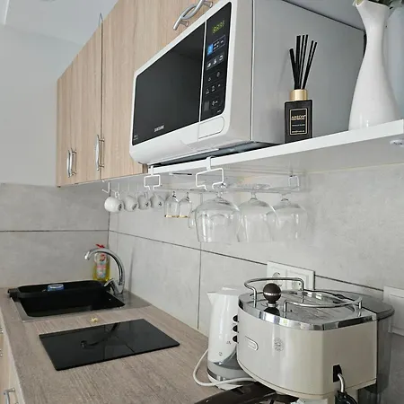 Studijos Tipo Apartamentai Lägenhet
